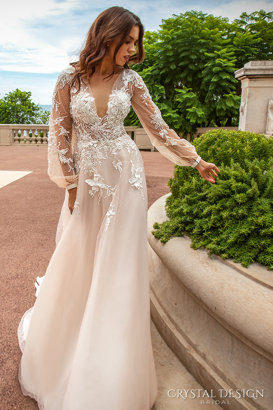 Cuff sleeve wedding dress sales