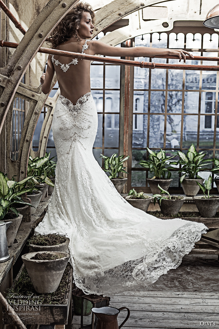 olvis 2017 couture bridal spagetti strap sweetheart neckline full embellishment elegant sheath wedding dress low back chapel train (2276) bv