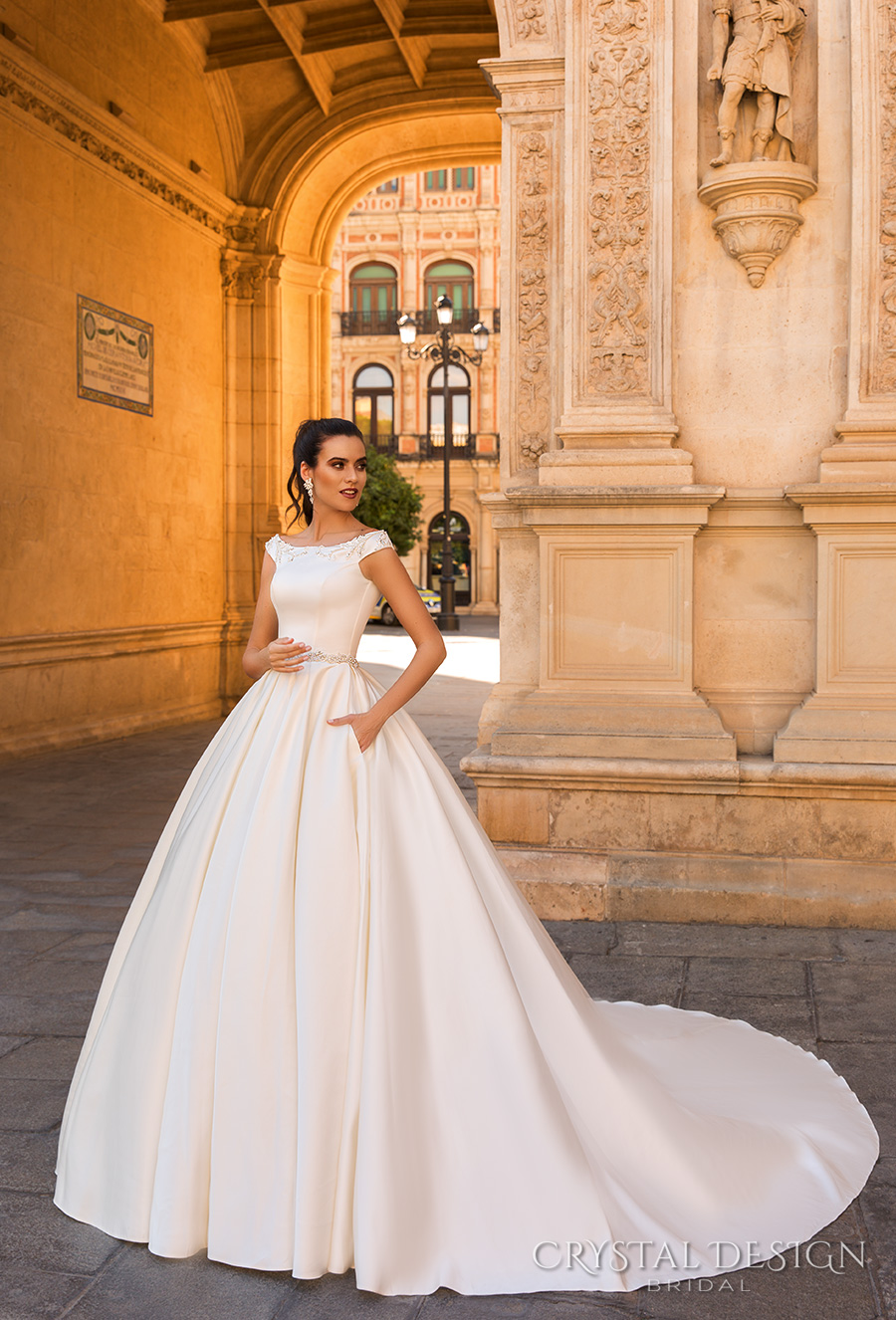 Simple gown designs clearance 2017