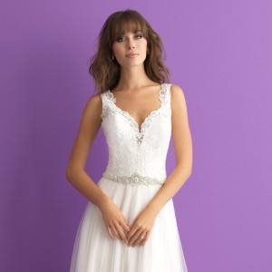 2017 wedding dress trends romantic silhouettes details embellishments allure romance