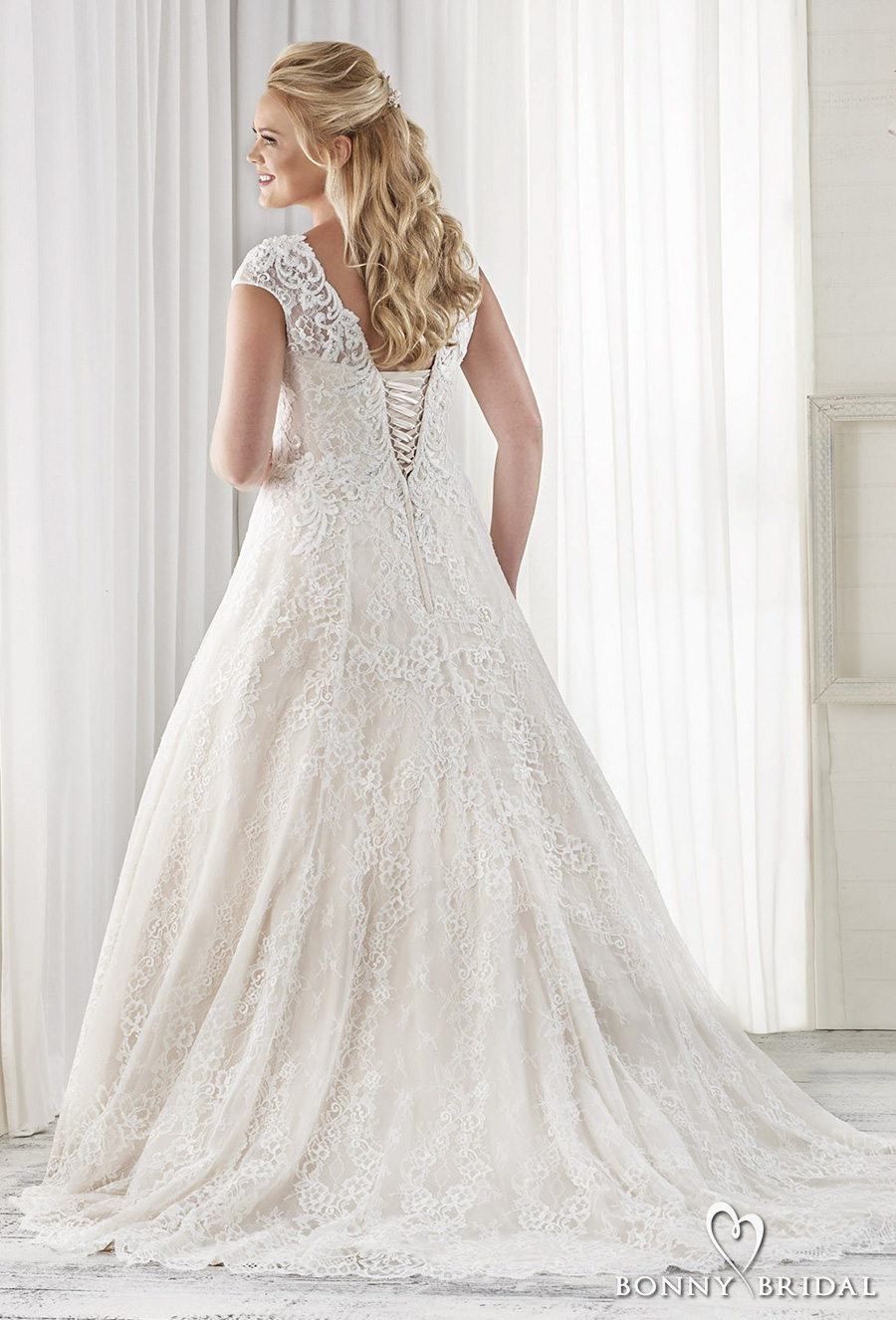 1417 - Unforgettable - Collections, Bonny Bridal