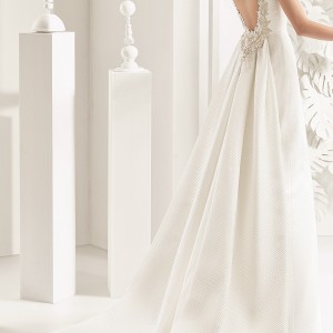 rosa clara 2017 bridal sleeveless bateau neckline simple clean elegant sheath wedding dress open low back chapel train (navas)  bv