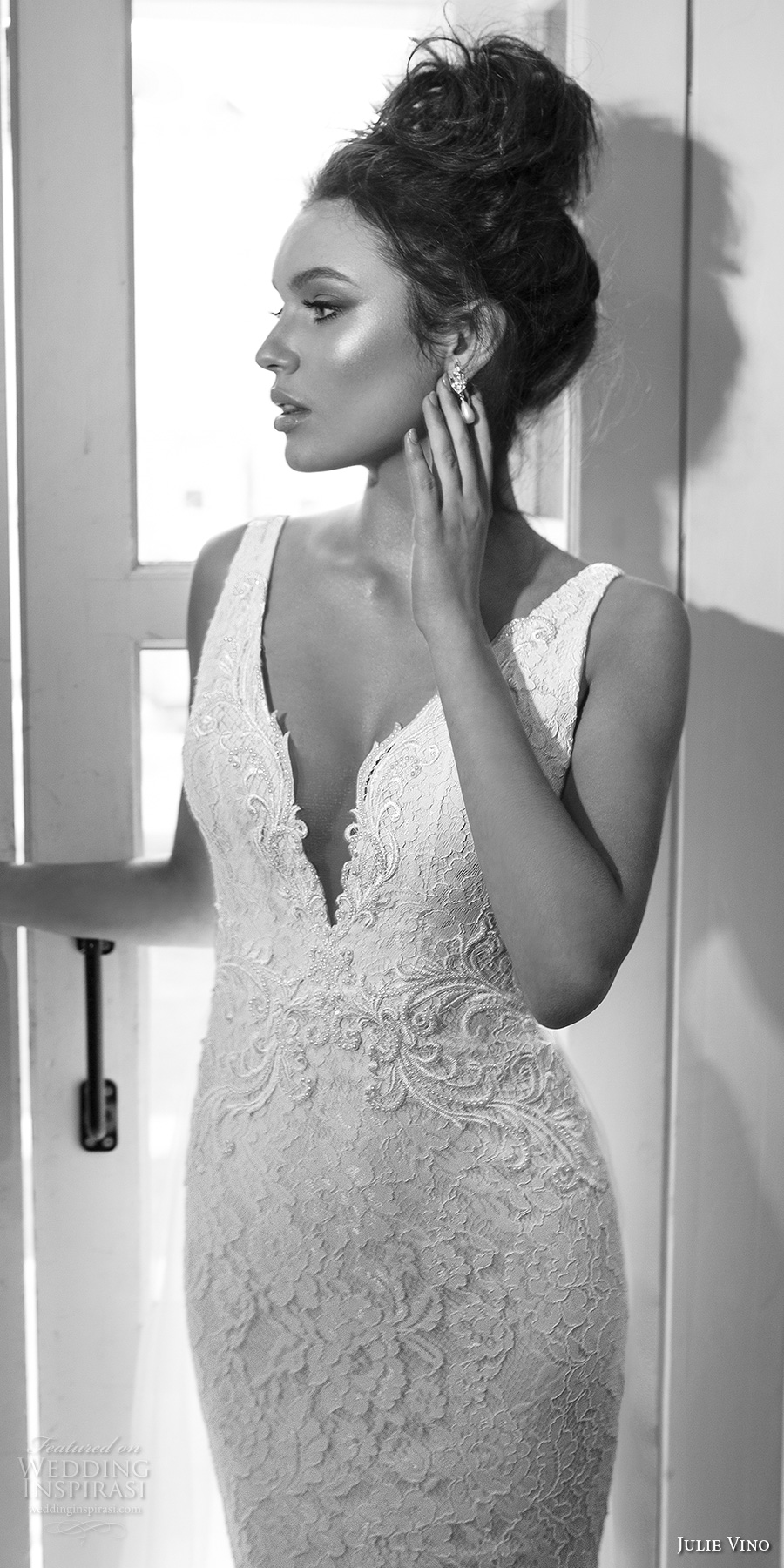 julie vino 2017 bridal sleeveless deep plunging v neck full embellishment elegant fit and flare wedding dress chapel train (1260) zv julie vino 2017 bridal sleeveless deep plunging v neck full embellishment elegant fit and flare wedding dress chapel train (1260) zv