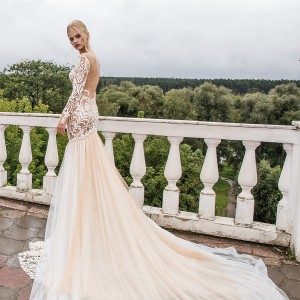 nurit hen 2017 bridal long sleeves deep plunging sweetheart neckline full embellishment galmorous sexy ivory color sheath wedding dress open back royal train (8) bv