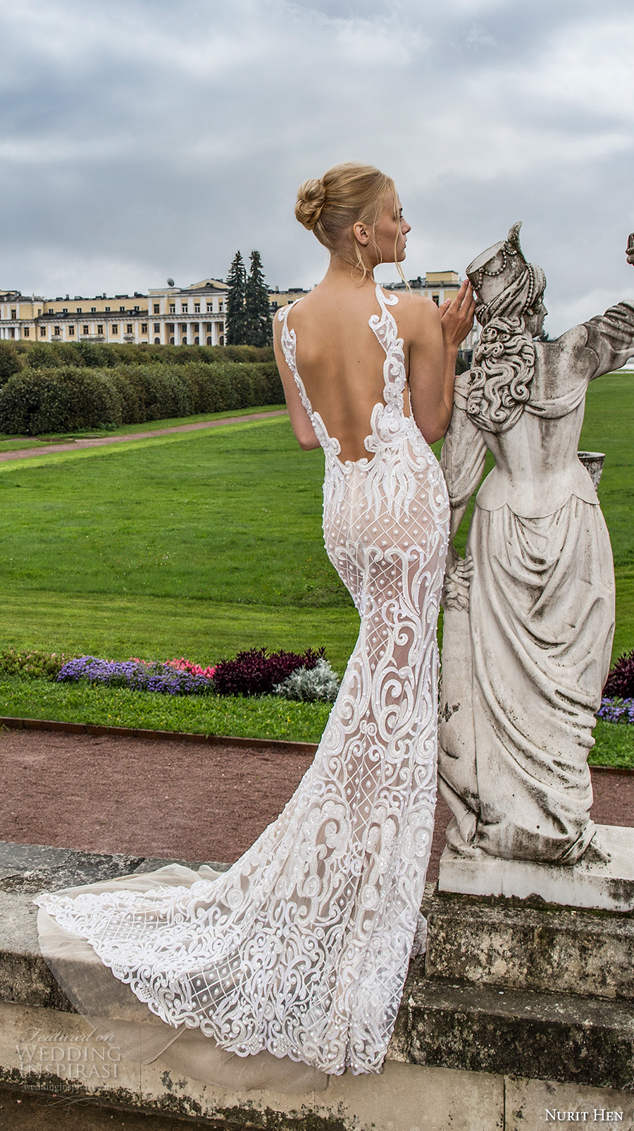 nurit hen 2017 bridal sleeveless halter neck keyhole bodice full embellishment elegant glamorous fit and flare wedding dress open low back sweep train (7) bv