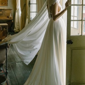 alexandra grecco fall 2017 bridal illusion cap sleeves jewel neck keyhole a line wedding dress (paloma) bv open back train