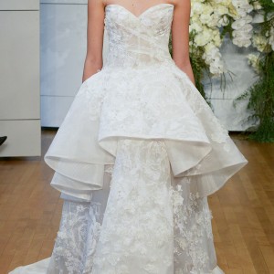 monique lhuillier spring 2018 bridal strapless sweetheart neckline full embellishment peplum a  line wedding dress sweep train (gardenia) mv