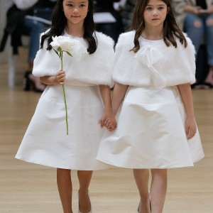 oscar de la renta spring 2018 bridal pretty flower girl dress (106) mv