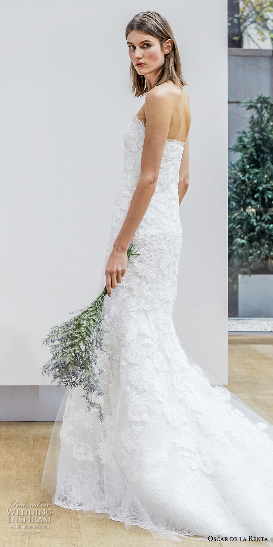 oscar de la renta spring 2018 bridal strapless straight across neckline full embellishment elegant romantic fit and flare wedding dress chapel train (16) mv