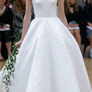 oscar de la renta spring 2018 bridal strapless straight across simple clean elegant ball gown a  line wedding dress chapel train (21) mv