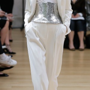 oscar de la renta spring 2018 bridal tuxedo