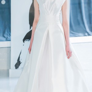 peter langner spring 2018 bridal off the shoulder straight across neckline simple clean satin a  line wedding dress chapel train (05) mv