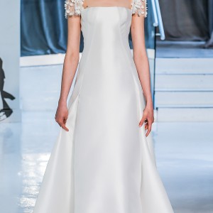 peter langner spring 2018 bridal puff sleeves straight across neckline simple clean elegant sheath wedding dress open v back chapel train (15) mv