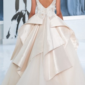 peter langner spring 2018 bridal sleeveless scoop neck heavily embellished bodice peplum ivory color princess ball gown wedding dress open v back chapel train (20) bv