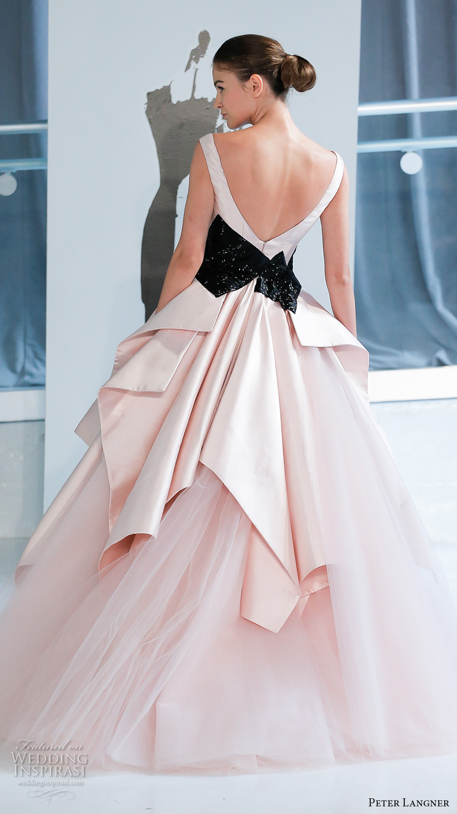 peter langner spring 2018 bridal sleeveless v neck black accent simple pink princess ball gown wedding dress open v back chapel train (01) bv