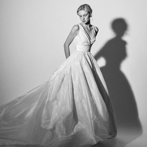 carolina herrera spring 2018 bridal wedding inspirasi featured dresses gowns collection