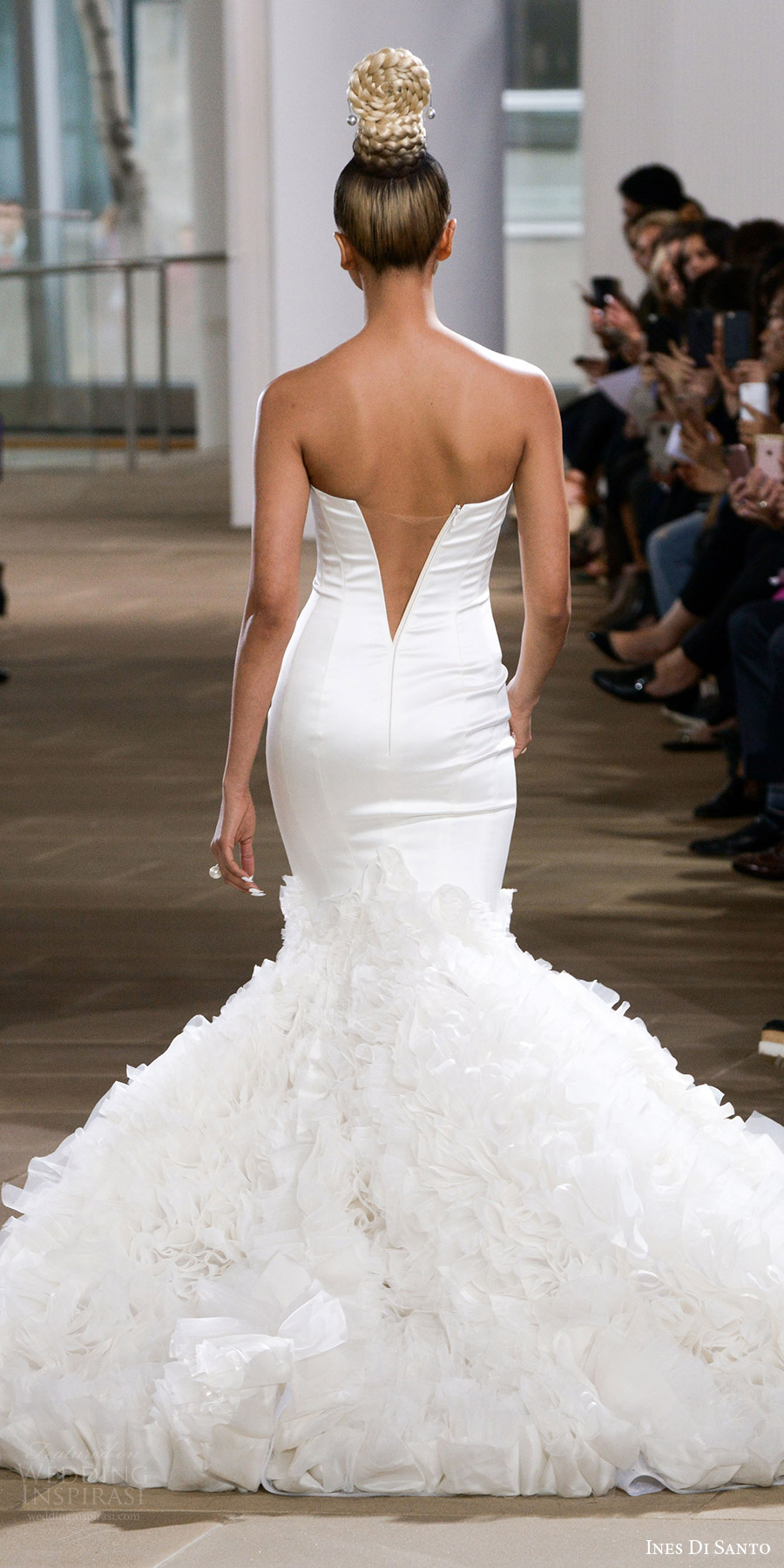 ines di santo spring 2018 bridal strapless split sweetheart mermaid wedding dress clean bodice ruffle skirt (brynne) bv sheer back modern ines di santo spring 2018 bridal strapless split sweetheart mermaid wedding dress clean bodice ruffle skirt (brynne) bv sheer back modern