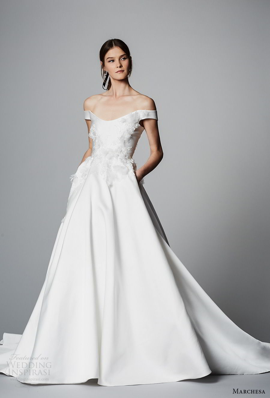 marchesa spring 2018 bridal off the shoulder scoop neck heavily embellished bodice princess ball gown wedding dress pockets chapel train (07) mv