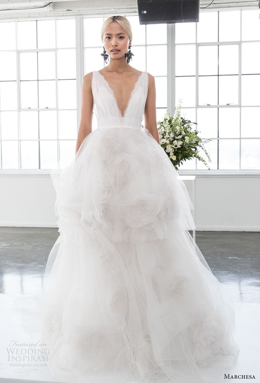 marchesa spring 2018 bridal sleeveless deep v neck lighly embellished bodice ruffled tulle skirt romantic ball gown wedding dress open v back chapel train (03) mv