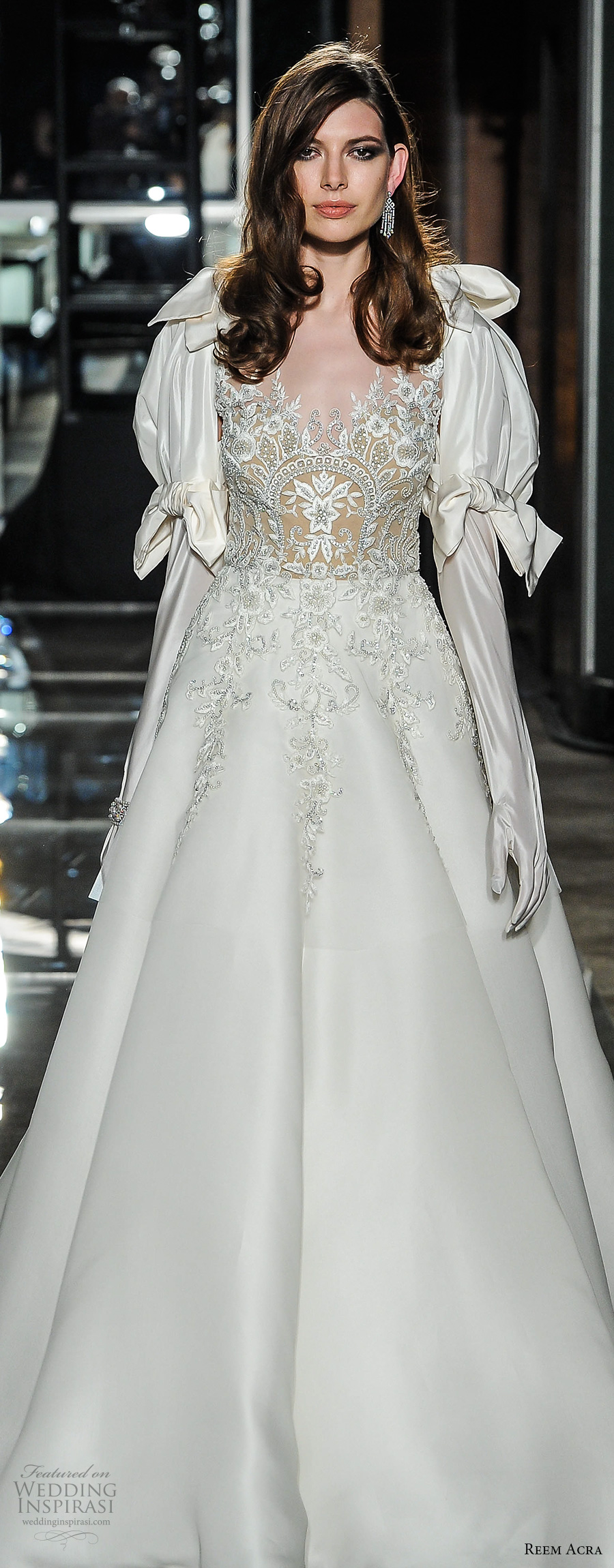 reem acra spring 2018 bridal puff long sleeves sweetheart neckline heavily embellished bodice victorian vintage a  line wedding dress long train (08) mv zv