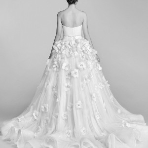 viktor and rolf spring 2018 bridal cap strapless sweetheart drop waist ball gown wedding dress embellished skirt (12) bv long train romantic