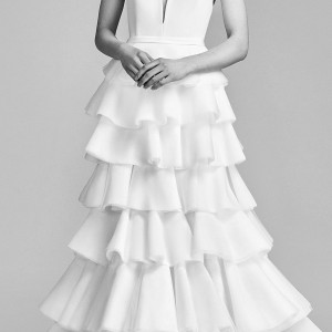 viktor and rolf spring 2018 bridal sleeveless v neck trumpet wedding dress ruffle tiered skirt (17) mv modern romantic