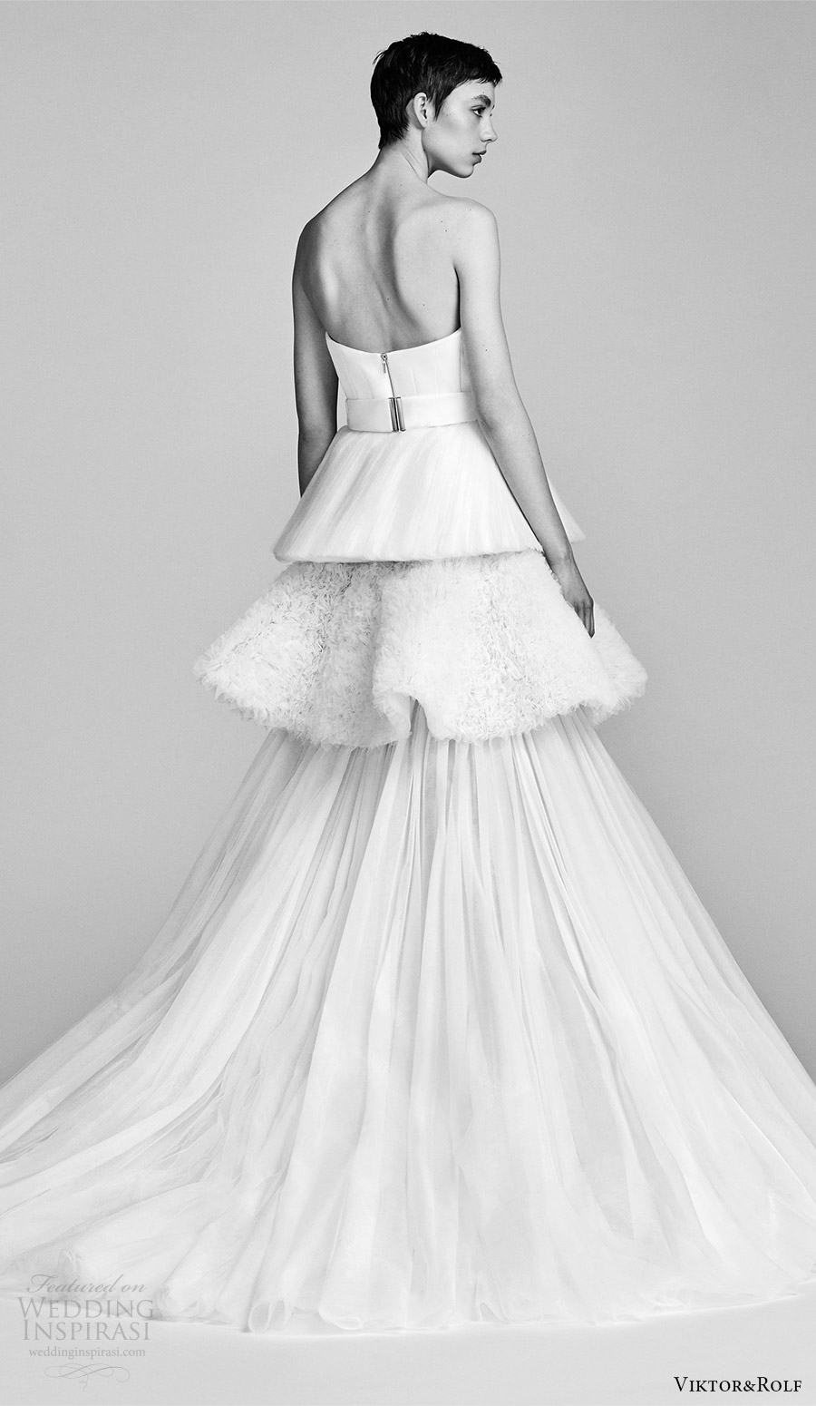 viktor and rolf spring 2018 bridal strapless straight across a line wedding dress (5) bv train tiered pleated skirt modern