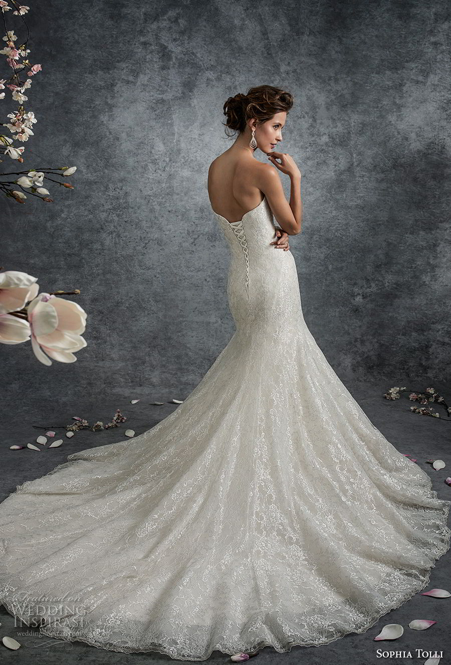 sophia tolli fall 2017 bridal strapless sweetheart neckline full embellishment ivory color elegant trumpet wedding dress chapel train (18) bv sophia tolli fall 2017 bridal strapless sweetheart neckline full embellishment ivory color elegant trumpet wedding dress chapel train (18) bv
