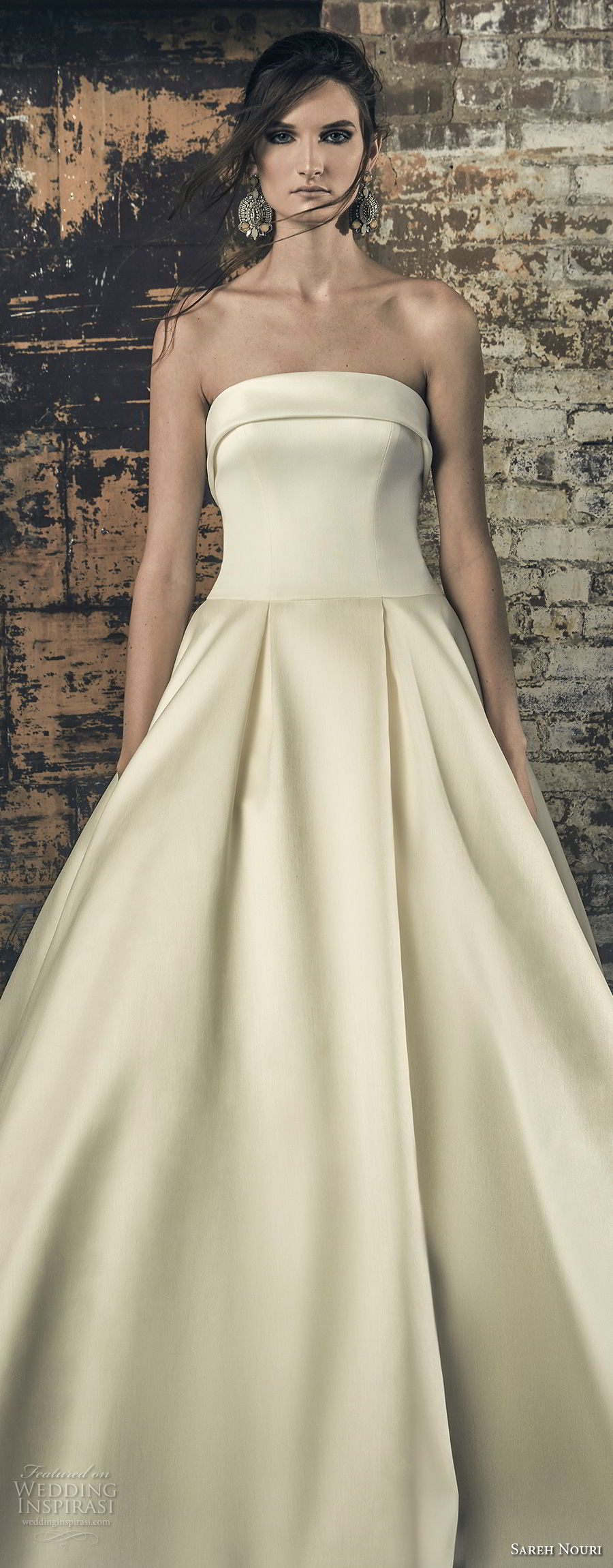 sareh nouri fall 2018 bridal strapless straight across neckline simple clean classic elegant a line wedding dress open back chapel train (3) lv sareh nouri fall 2018 bridal strapless straight across neckline simple clean classic elegant a line wedding dress open back chapel train (3) lv