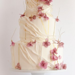 cream 3 tier pink floral wedding cake (21) mv
