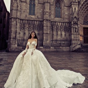 julia kontogruni 2018 bridal long sleeves sweetheart neckline full embelllishment princess ball gown wedding dress sheer button back royal train (1) mv