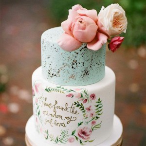 white cyan 2 tiere pink floral wedding cake (8) mv
