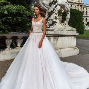 crystal design 2018 sleeveless with strap v neck heavily embellished bodice tulle skirt romantic a  line wedding dress chapel train (calla) mv
