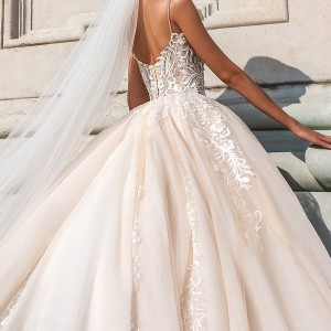 crystal design 2018 spaghetti strap sweetheart neckline heavily embellished bodice romantic ivory ball gown wedding dress chapel train (carol) zbv