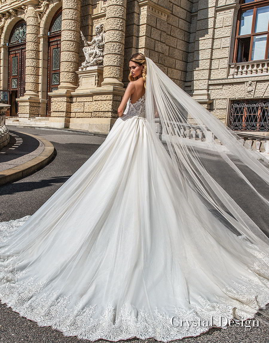 wedding gown designs 2018