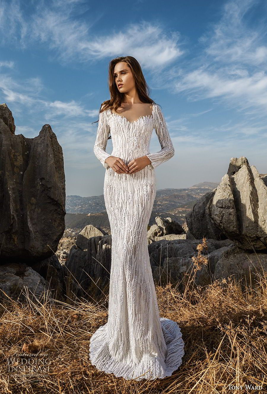 tony ward fall 2018 bridal long sleeves sweetheart neckline full embellishment elegant fit and flare wedding dress sweep train (3) mv