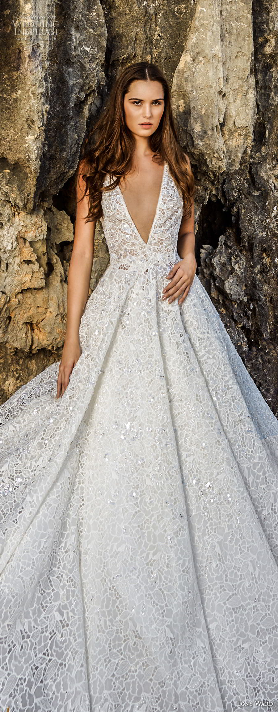 tony ward fall 2018 bridal sleeveless deep v neck full embellishment romantic a  line wedding dress (17) lv