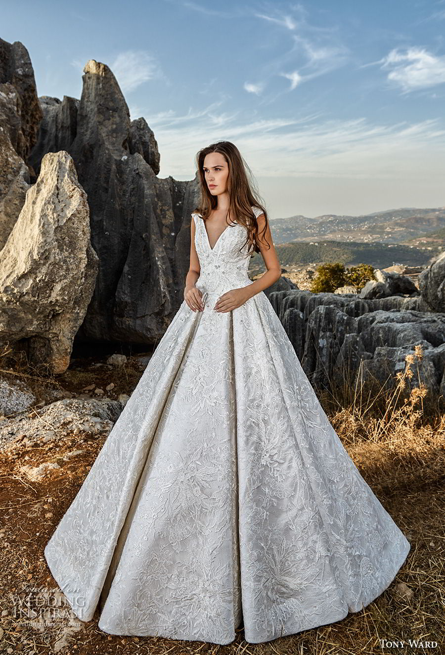 tony ward fall 2018 bridal sleeveless v neck full embellishment princess glamorous a  line wedding dress sweep train (4) mv