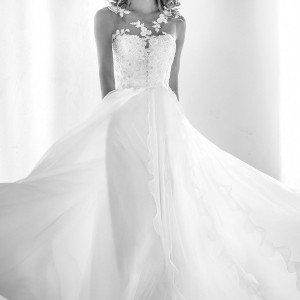 atelier pronovias 2018 bridal sleeveless illusion jewel semi sweetheart neckline heavily embellished bodice romantic soft a  line wedding dress v back chapel train (4) zv