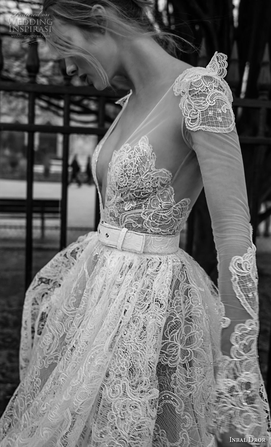 inba dror fall 2018 bridal long sleeves deep v neck full embellishment romantic tea length short wedding dress open v back (5) zv