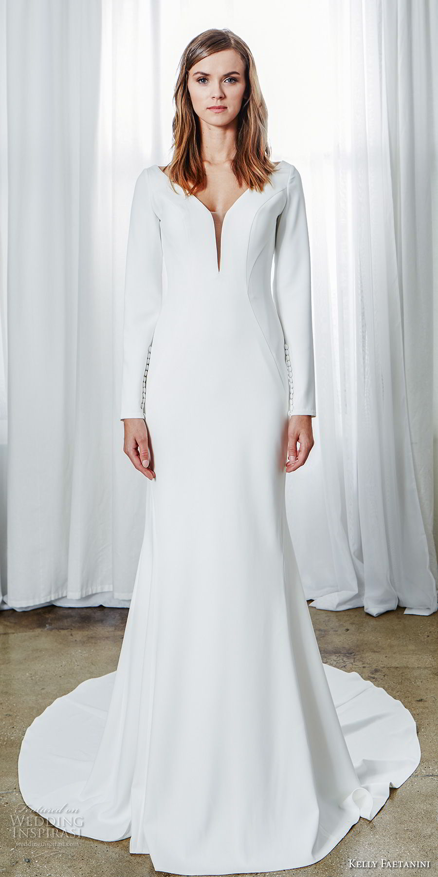 kelly faetanini spring 2019 bridal long sleeves deep plunging v neck simple clean elegant modern trumpet wedding dress short train (8) mv kelly faetanini spring 2019 bridal long sleeves deep plunging v neck simple clean elegant modern trumpet wedding dress short train (8) mv