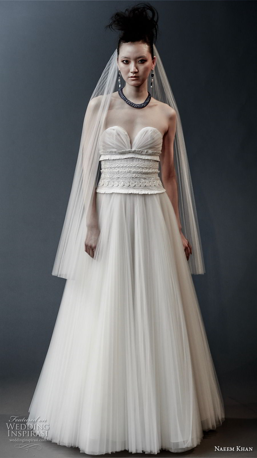 naeem khan spring 2019 bridal strapless sweetheart neckline heavily embellished bodice romantic a  line wedding dress sweep train (2) mv