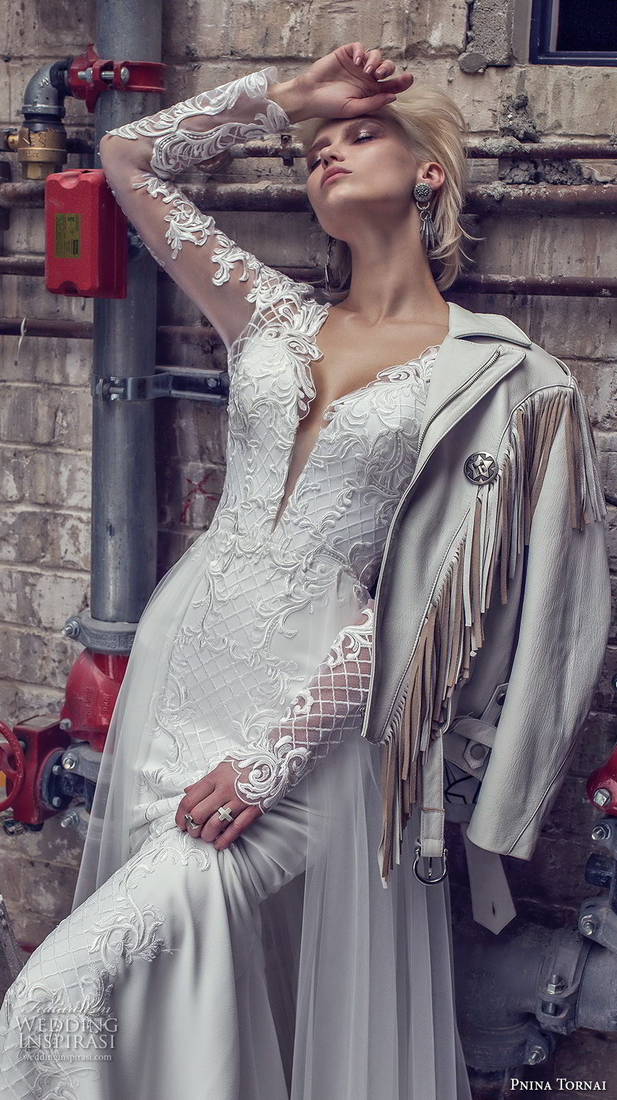 pnina tornai 2019 love bridal long sleeves deep plunging v neck full embellishment elegant fit and flare wedding dress a line overskirt chapel train (9) zv pnina tornai 2019 love bridal long sleeves deep plunging v neck full embellishment elegant fit and flare wedding dress a line overskirt chapel train (9) zv