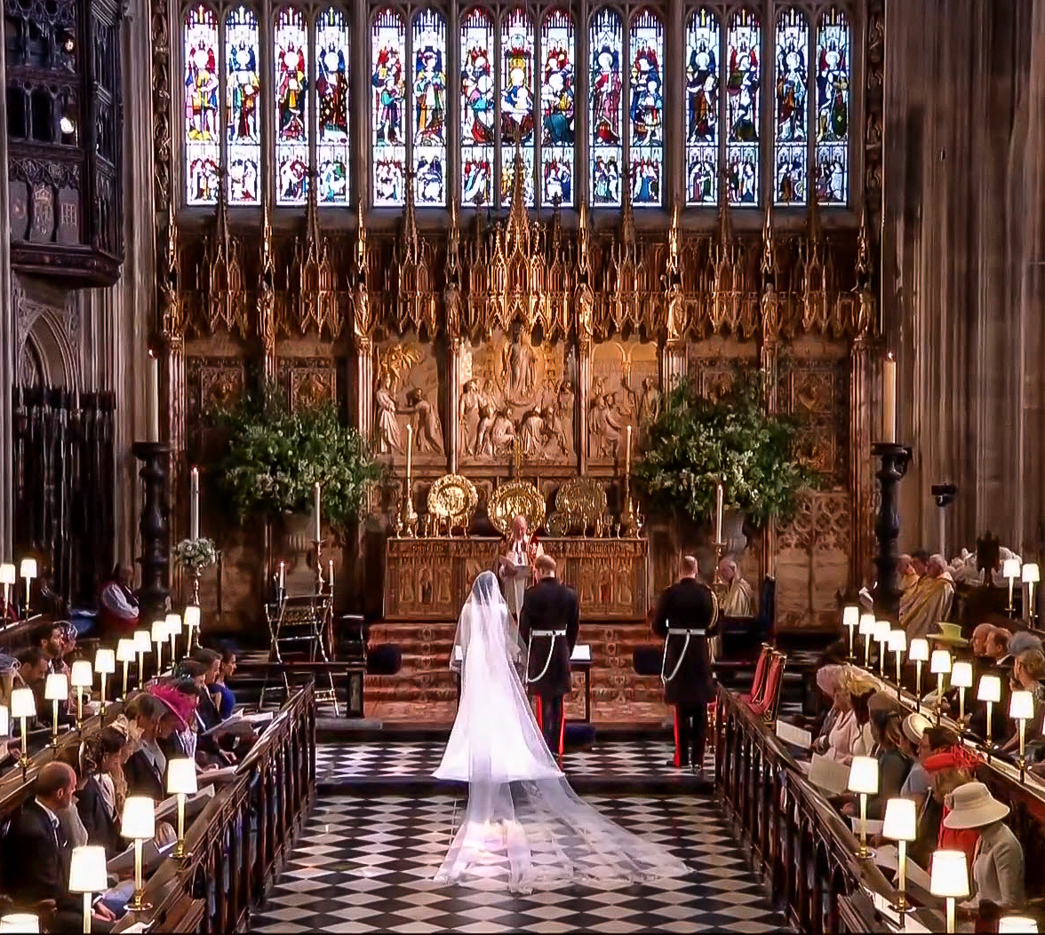 royal wedding 2018 meghan markle givenchy wedding dress chapel train cathedral veil queen mary tiara b14