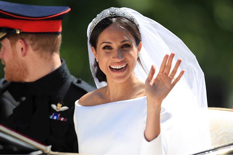 royal wedding 2018 meghan markle givenchy wedding dress chapel train cathedral veil queen mary tiara b2