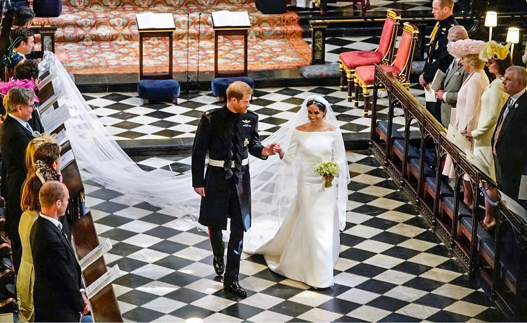 royal wedding 2018 meghan markle givenchy wedding dress chapel train cathedral veil queen mary tiara b9