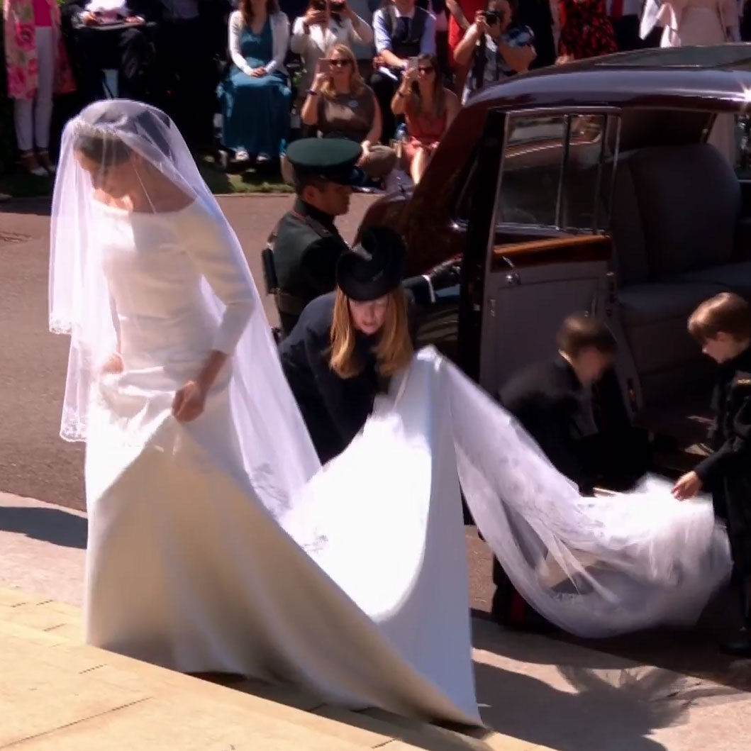 royal wedding 2018 meghan markle givenchy wedding dress chapel train cathedral veil queen mary tiara
