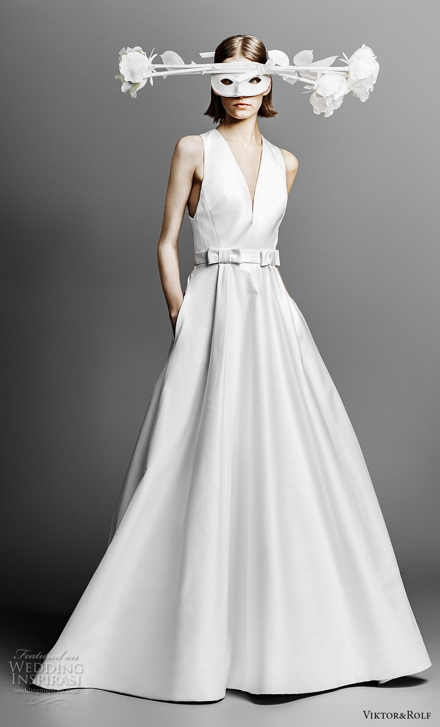 viktor and rolf spring 2019 bridal sleeveless deep v neck simple minimalist ribbon belt romantic a  line wedding dress with pockets (11) mv