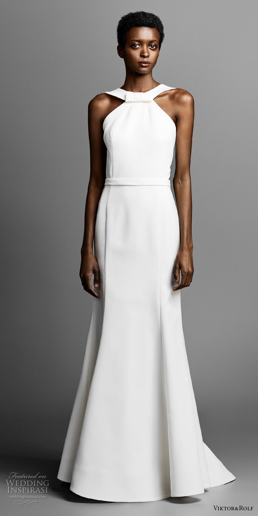 viktor and rolf spring 2019 bridal sleeveless halter neck simple minimalist elegant sheath fit and flare wedding dress sweep train (7) mv