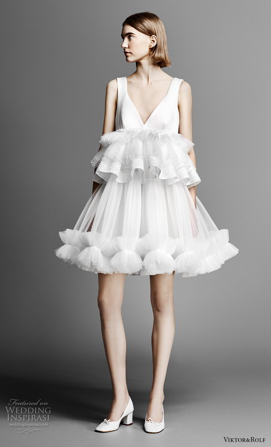 viktor and rolf spring 2019 bridal sleeveless with strap v neck simple layered skirt babydoll cute above the knee short wedding dress (14) mv